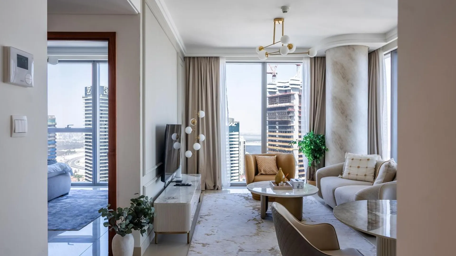 Luxury Apartment In Downtown Dubai - Boulevard Point